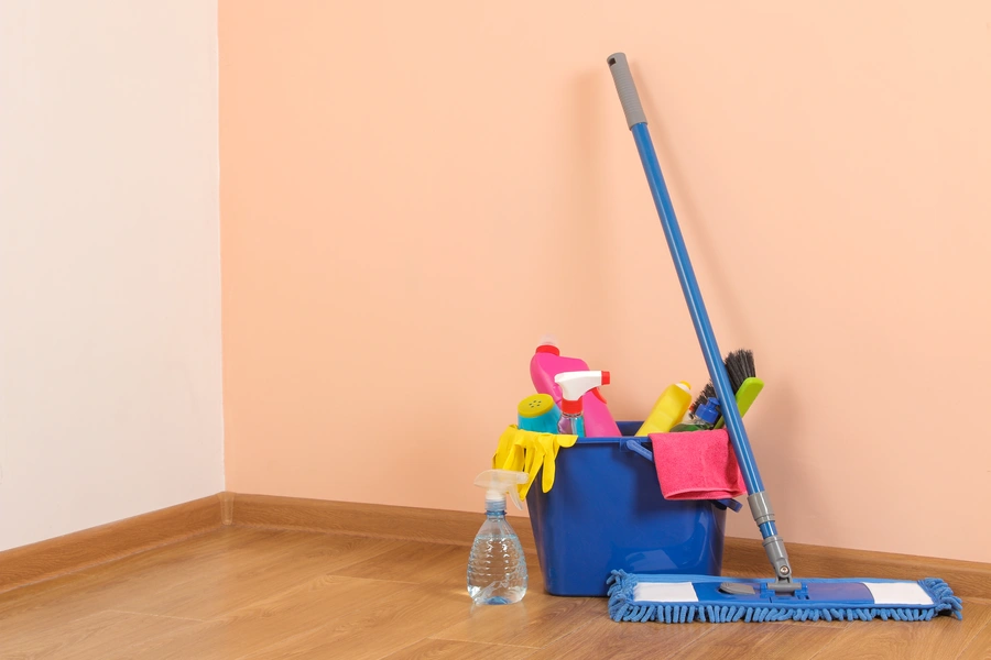 How Move-out Cleaning Can Save Time During Your Relocation Process in Lancaster, CA